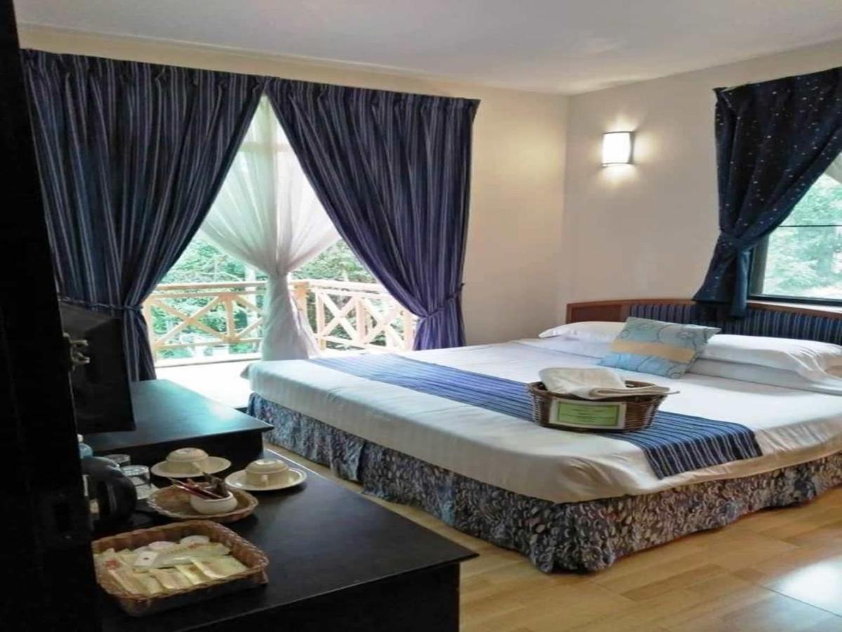 Borneo Tropical Rainforest Resort Miri Exterior photo