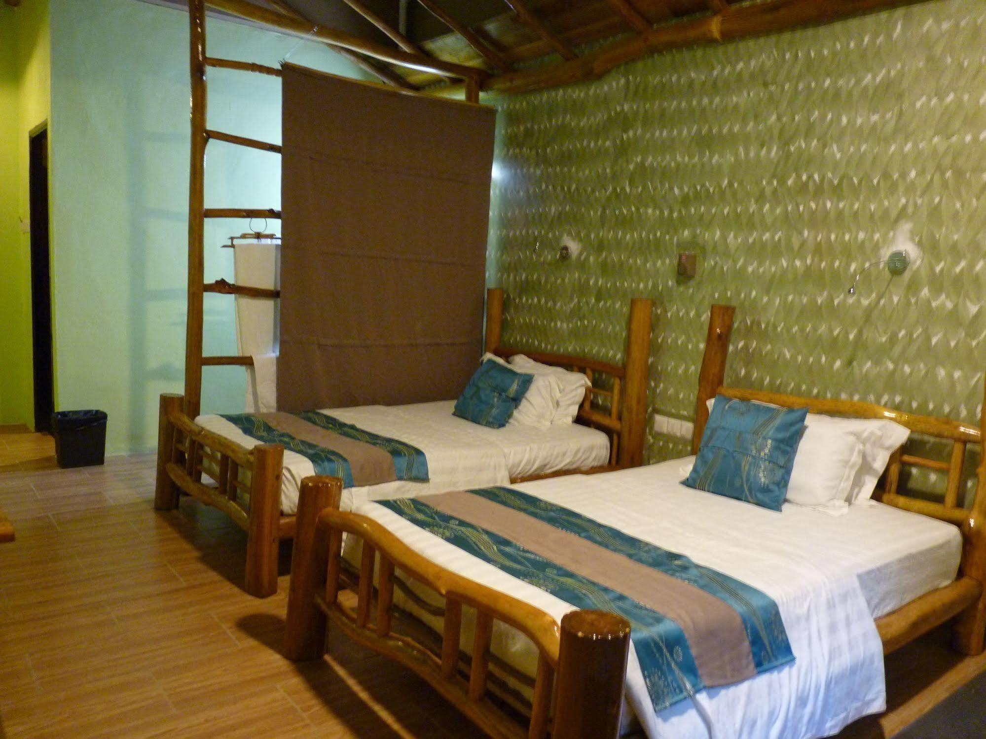 Borneo Tropical Rainforest Resort Miri Exterior photo